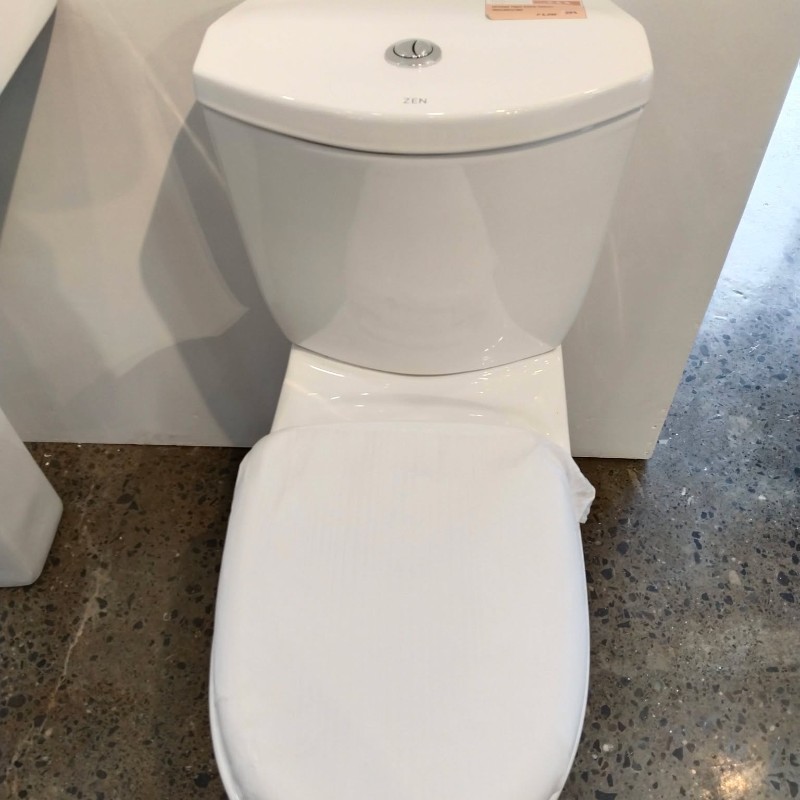 SD7039 Two Piece Toilet 705x395x780