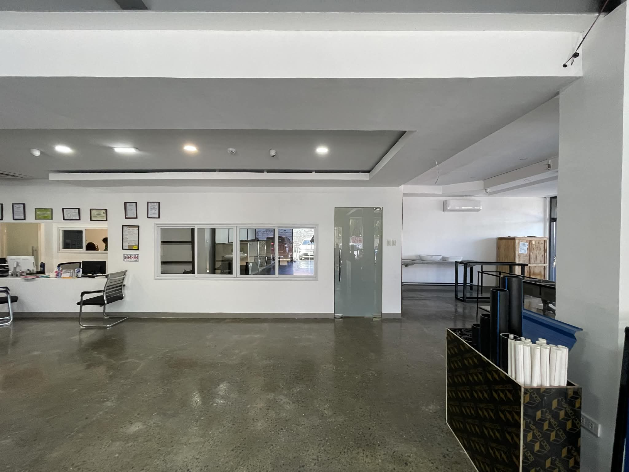 Southdev Home Depot showroom interior